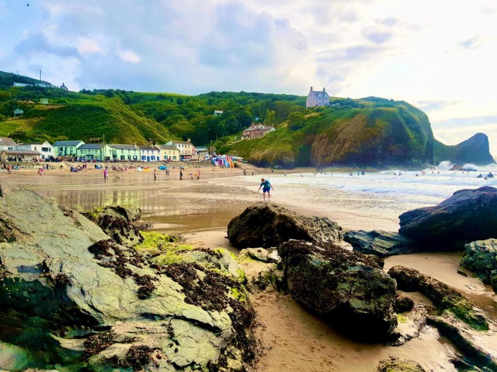 Wild Coastal Retreat At Troed Y Rhiw Aberporth, West Wales Villa Kültér fotó
